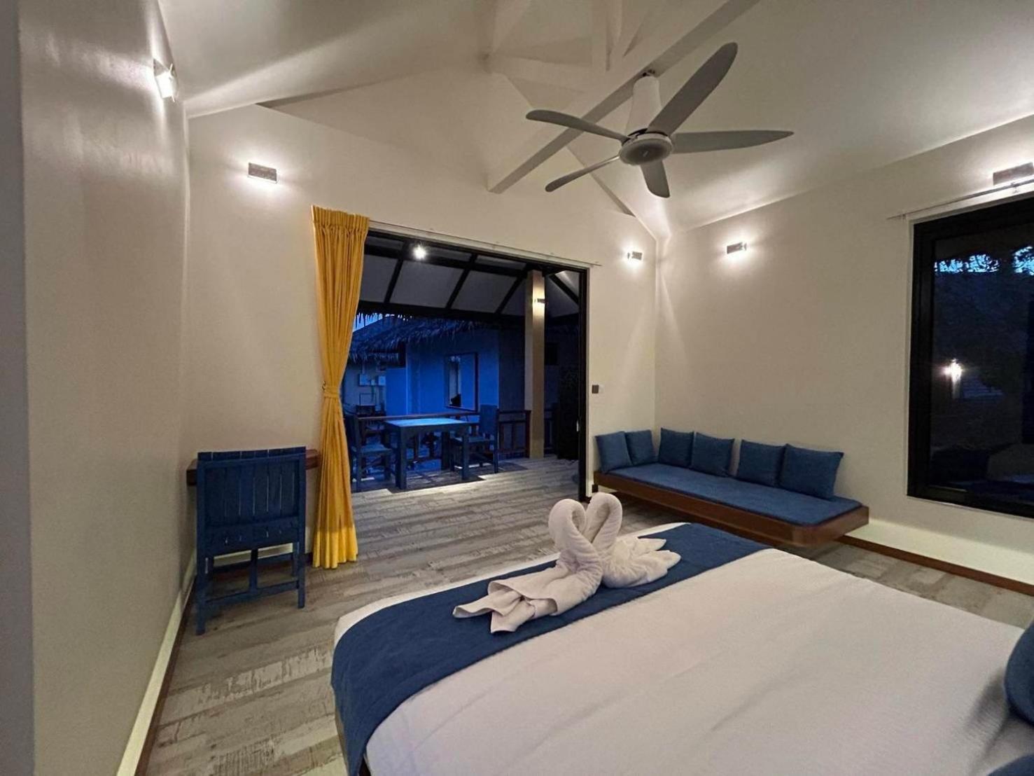 Absolute Beachfront Villas Baan Tai Bagian luar foto